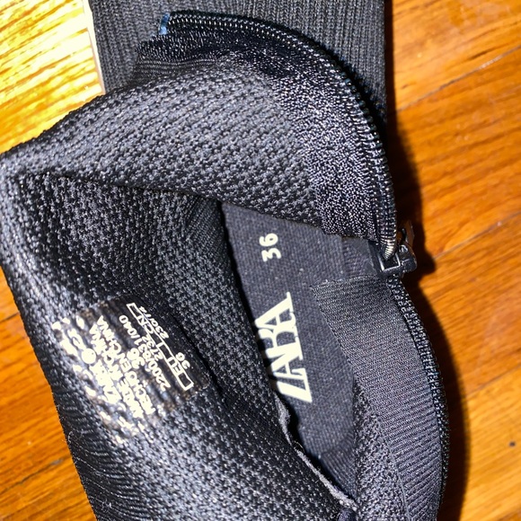 Zara stretchable boots. - Picture 5 of 7